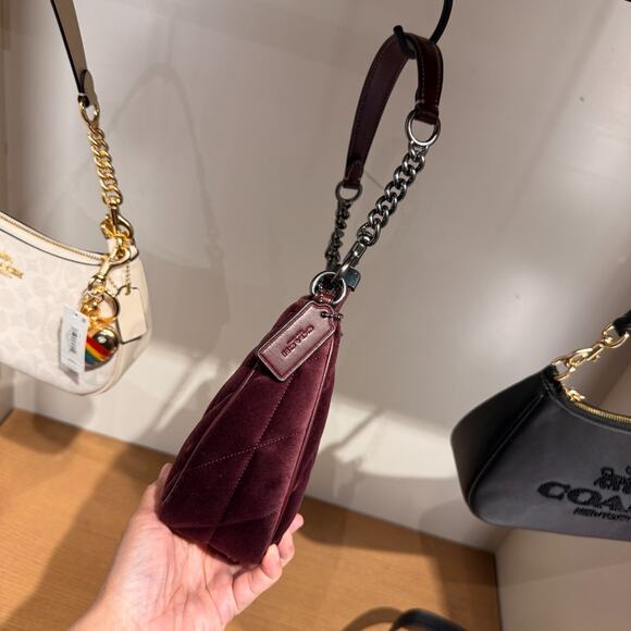 Coach Teri Shoulder Bag In Organic Cotton With Quilting CCW70 - Picture 2 of 7